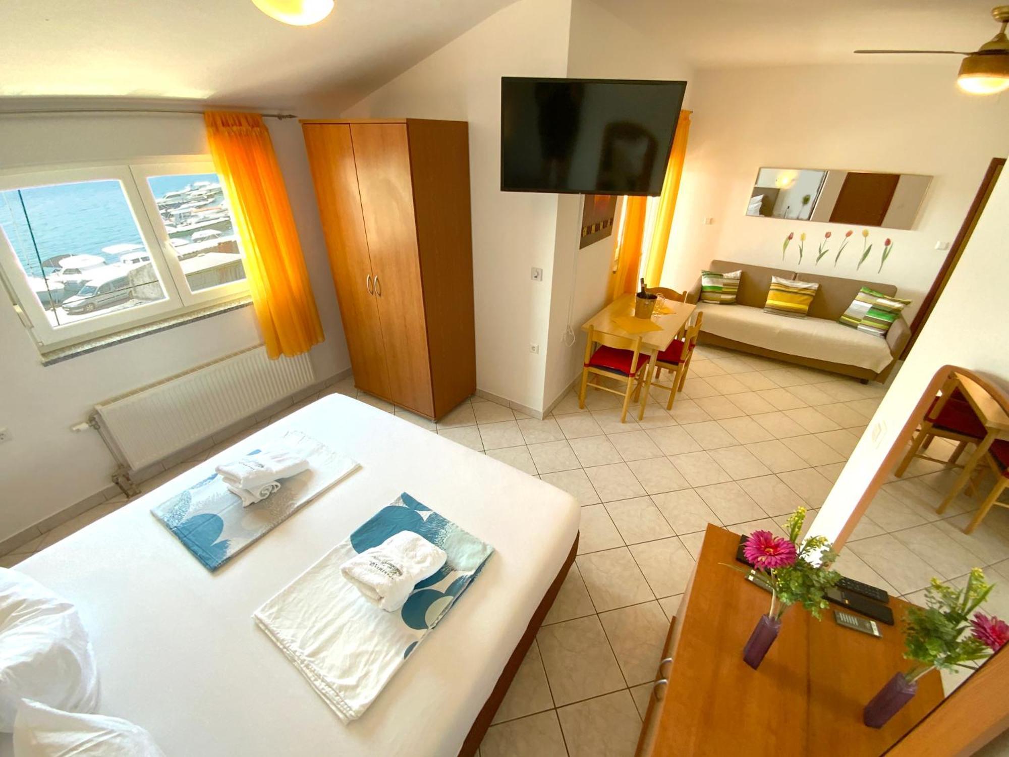 Apartamento Olive House Šimuni Exterior foto