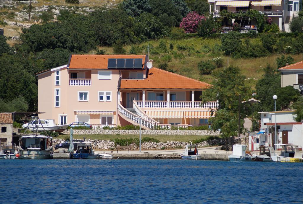 Apartamento Olive House Šimuni Exterior foto